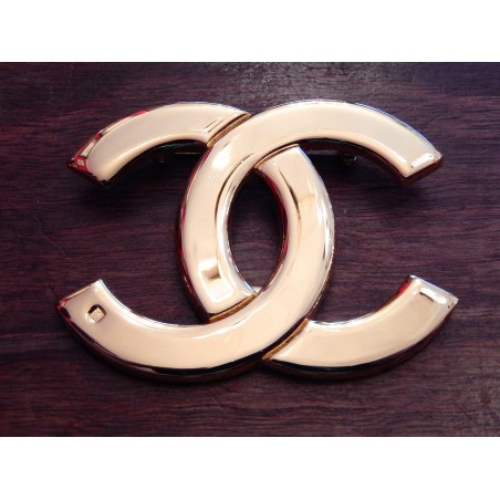 Broche Chanel