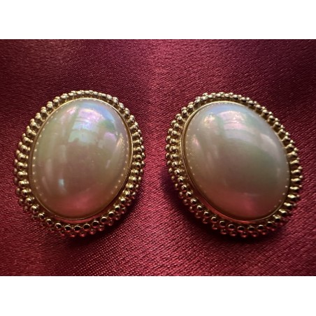 Boucles d'oreilles Christian Dior Perles