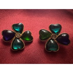 Boucles d'oreilles Yves...