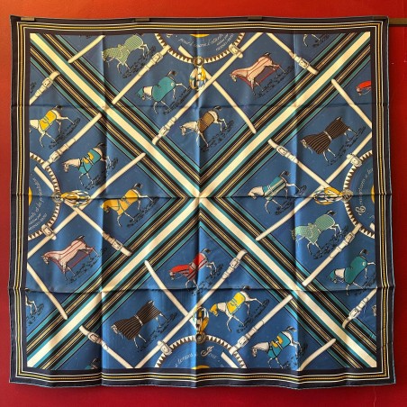 Carré foulard Hermès Couvertures et tenues de jour double face