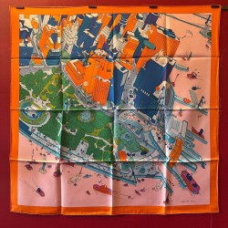 Carré foulard Hermès The...