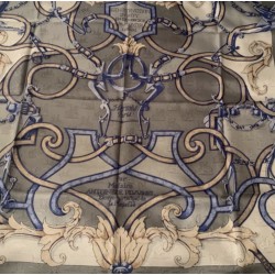 Carré foulard Hermès...