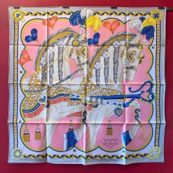 Carré foulard Hermès...
